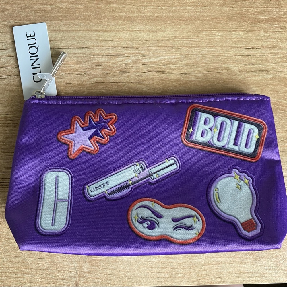5/$20 — Clinique Cosmetic Bag with Fun Patches